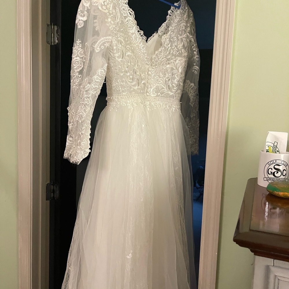 Lulus wedding dress